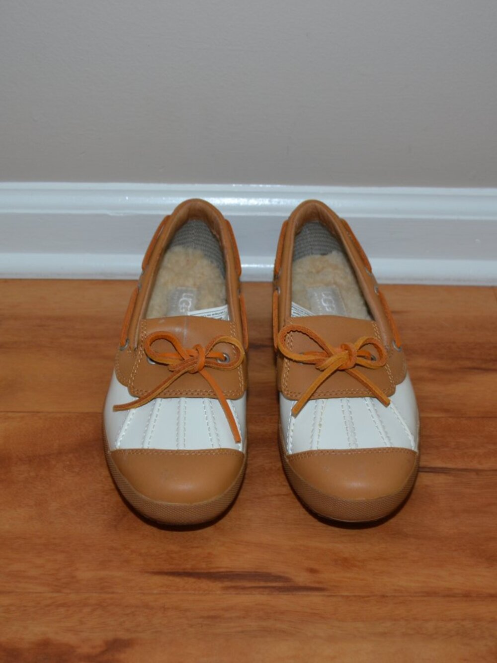 UGG Australia Duck Boat Shoes Leather Sherpa Shearling Lined Boots, sz 8 - Picture 3 of 11
